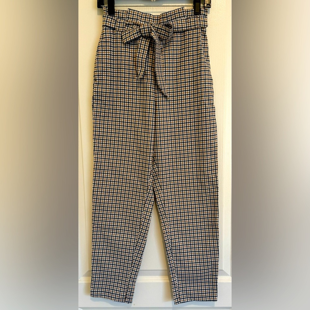 H&M Plaid Paper Bag Pants with Tie Size US 6